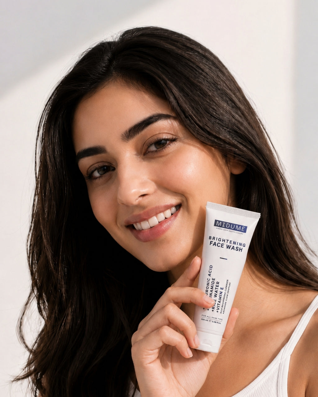 Brightening Facewash | Advanced Glow Complex - 100 Ml